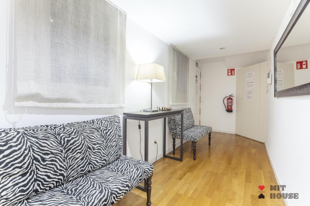 Mit House Puerta Del Sol III En Madrid Lejlighed Eksteriør billede